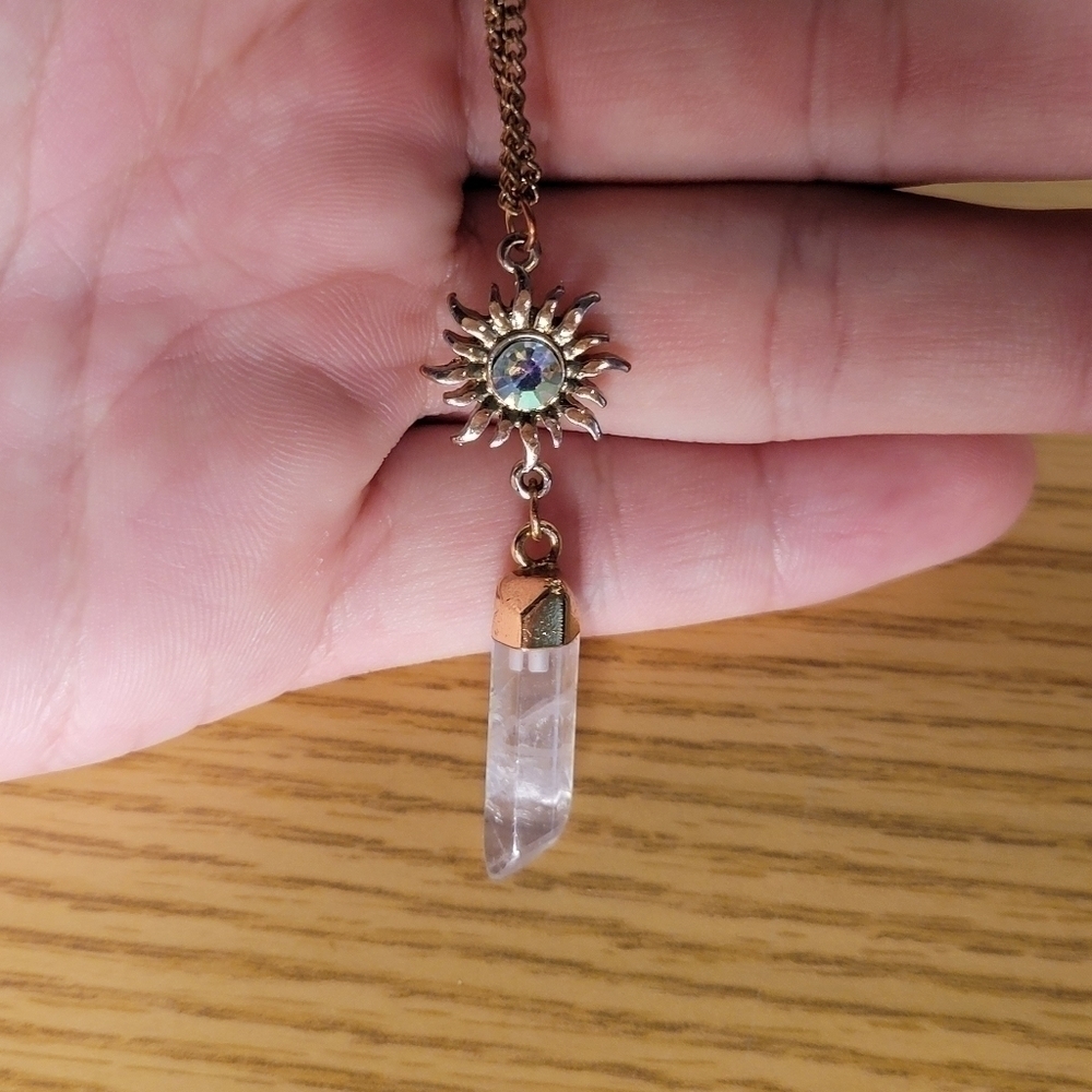 Cool Sun Crystal Necklace Healing Protection in Great Condition